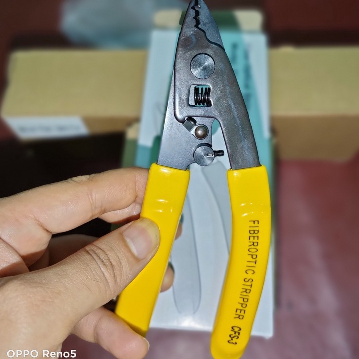 Kirim Sekarang Ve stripper fiber optik  stripper 3 hole  stripper fiber optic  tang stripper  stripe