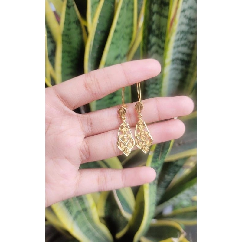 Anting Model Emas 875