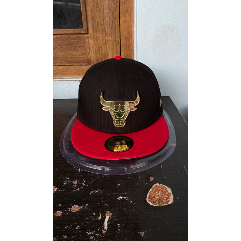 chicago bulls new era gold logo