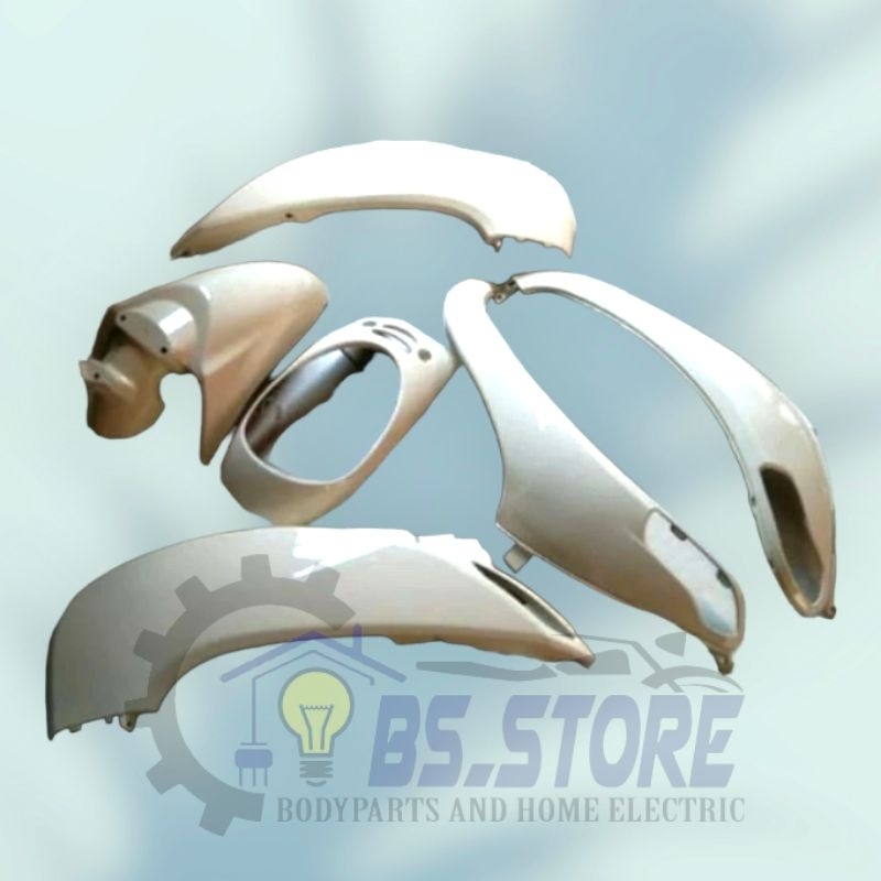 PAKETAN COVER BODY HALUS SCOOPY FI LAMA 2103 2014 2015 2016  | FULL BODY SCOOPY FI KREM 2013 2014 20