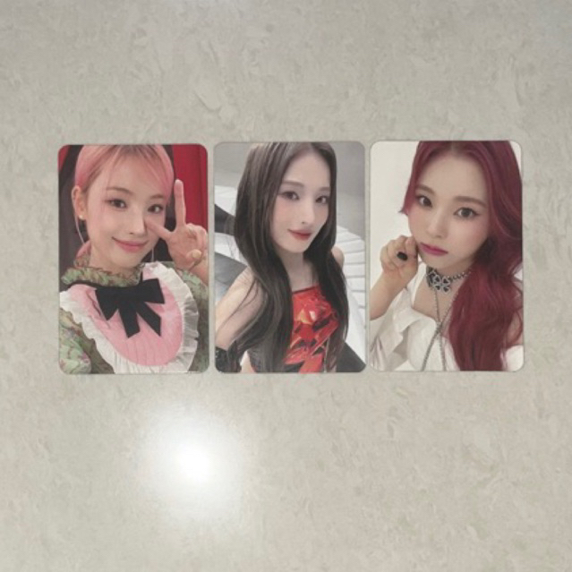 (OFFICIAL) NMIXX - ENTFURF JINNI KYUJIN PHOTOCARDS
