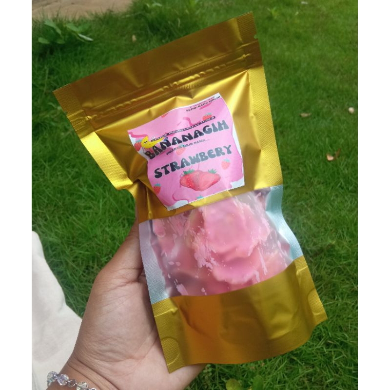 

keripik pisang coklat lumer rasa strawbery 100gr