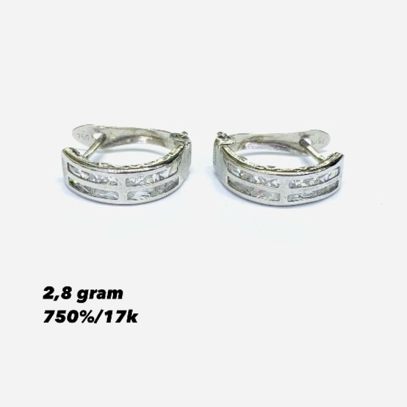 anting emas jepit fashion 750%/17k