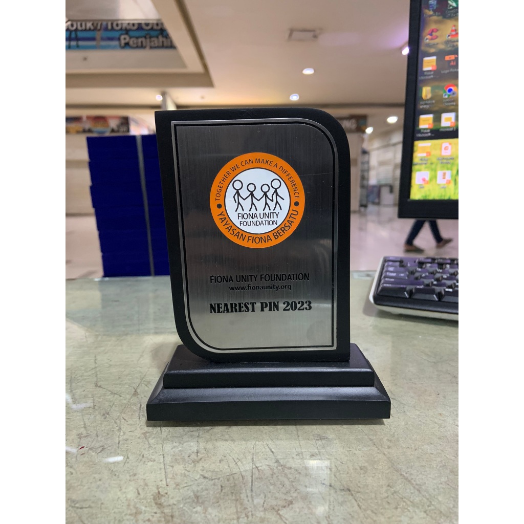 Plakat/Plakat kayu/souvenir/Trophy/penghargaan/Plakat kayu custom/plakat custom