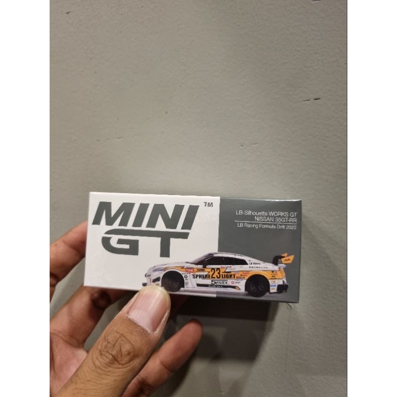 Mini GT R35 LBWK Formula Drift 491