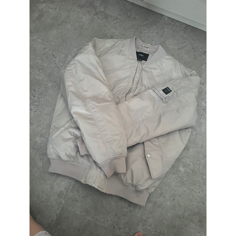 PULL & BEAR BOMBER JACKET
