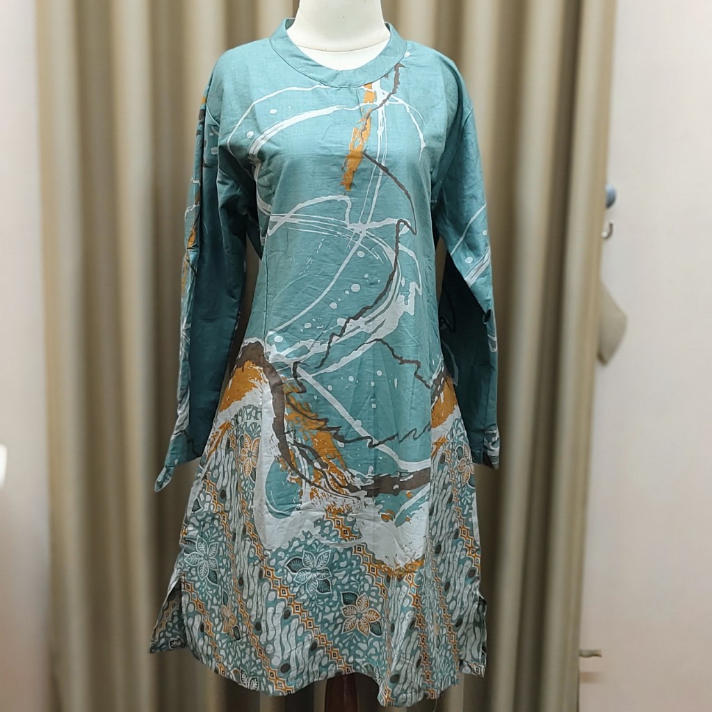 TUNIK ABSTRAK HIJAU SAGE