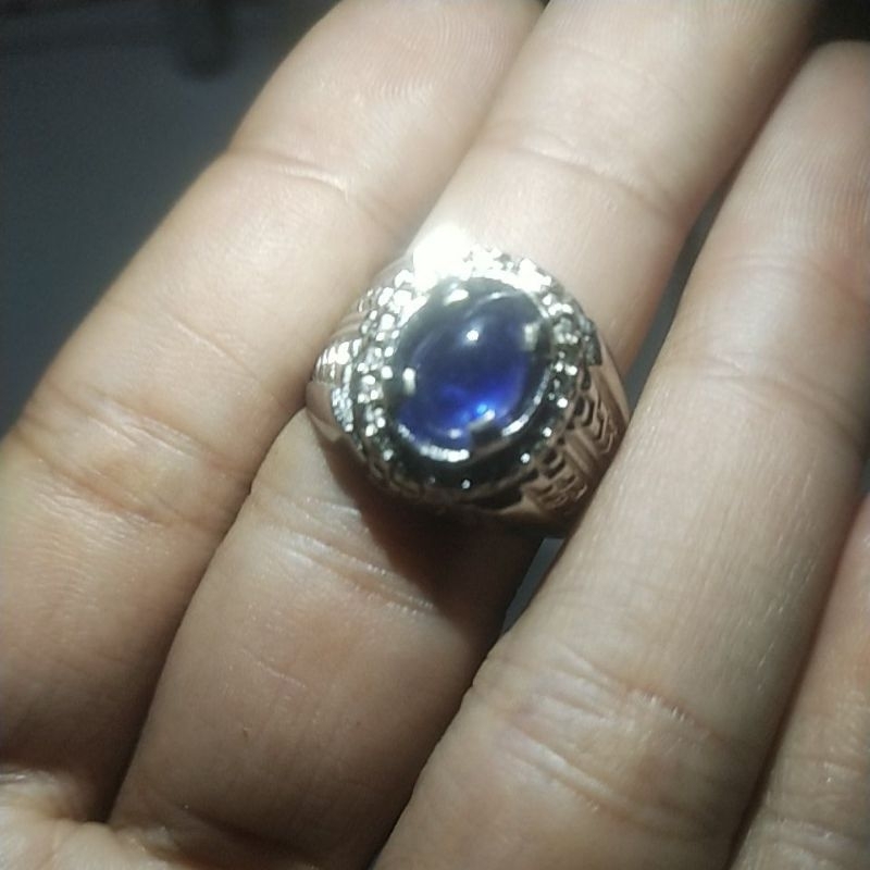 natural blue saphire