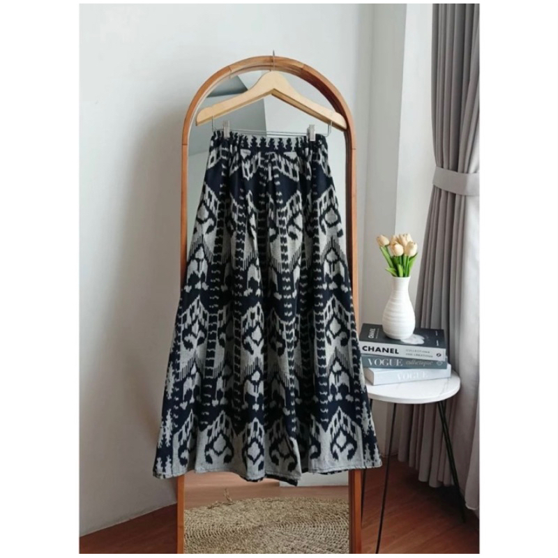 ROK BATIK TENUN / ROK KANTOR / ROK KONDANGAN / ROK LEBARAN