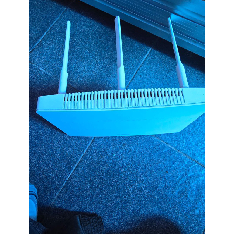 ONT HUAWEI PREMIUM+adaptor