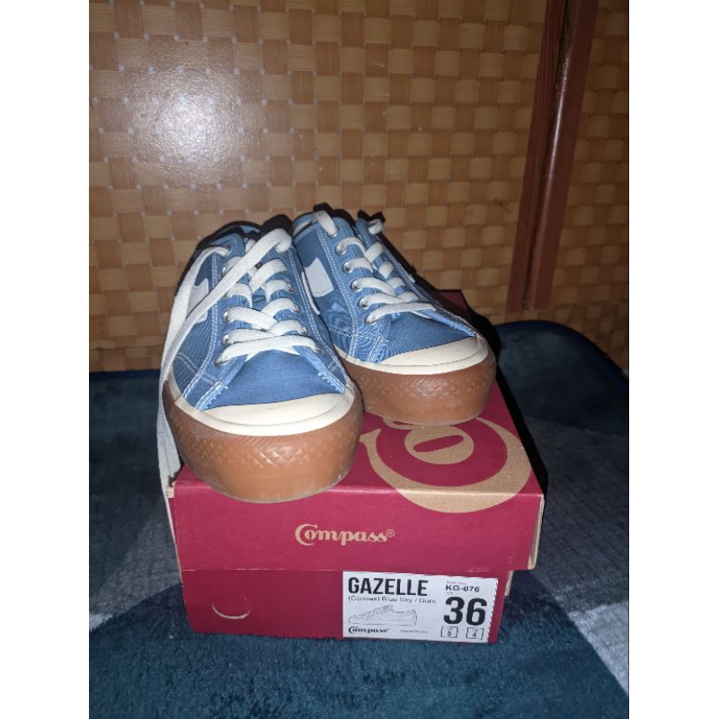sepatu compass gazelle blue sky gum size 36 second mulus