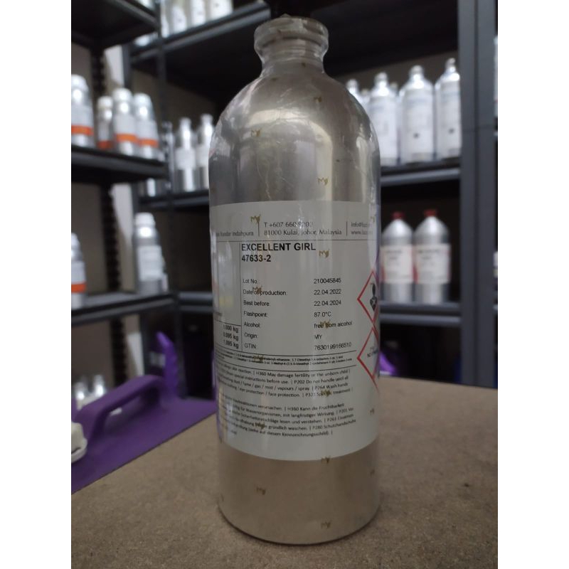 EXCELLENT GIRL LUZI bibit parfum boss xx segel 1kg