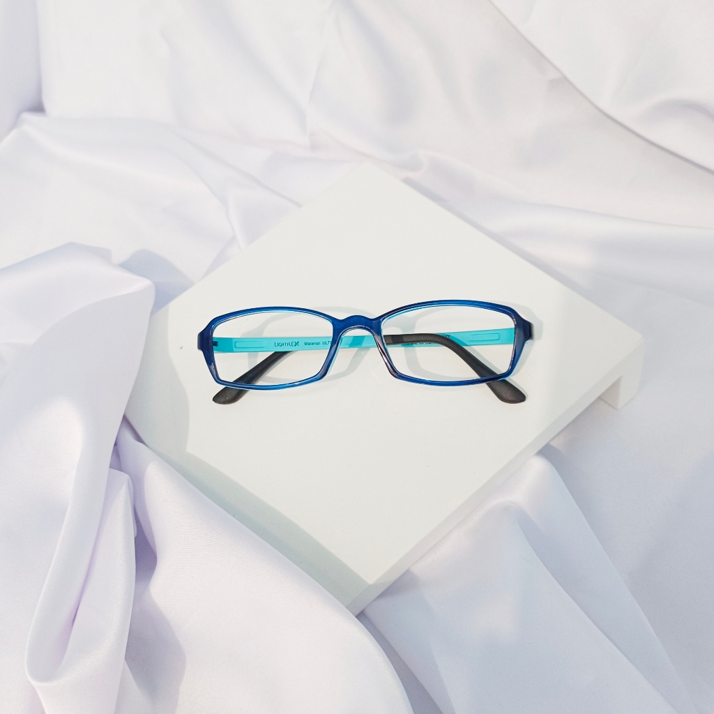 Kacamata anak model kotak plastik / Kacamata LIGHTFLEX LF1586 / Kacamata minus antiradiasi / Kacamat