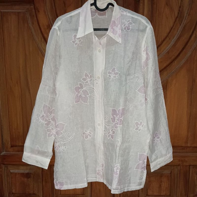 PRELOVED Kemeja Transparan Wanita Putih Motif Pink Bigsize
