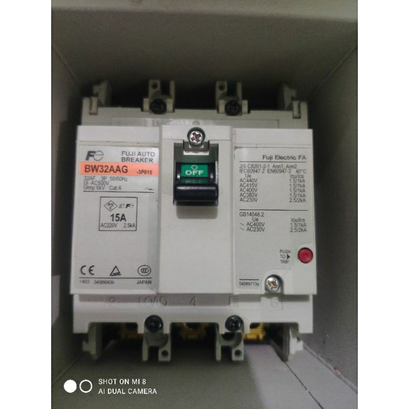 MCCB Fuji electric 15A
