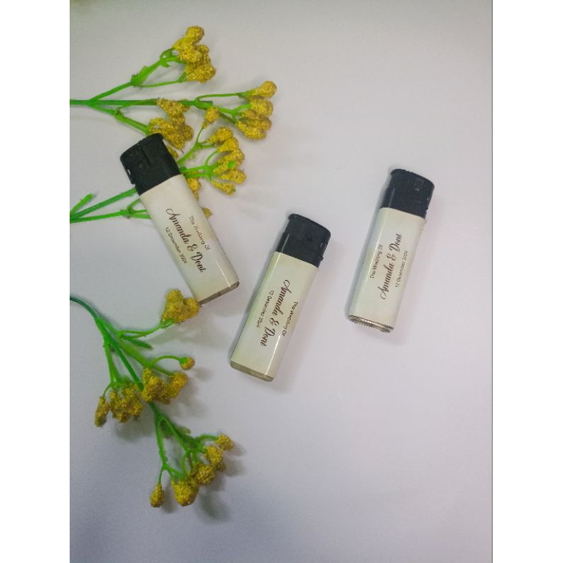 Souvenir pernikahan/ souvenir korek api gas/ souvenir korek custom murah