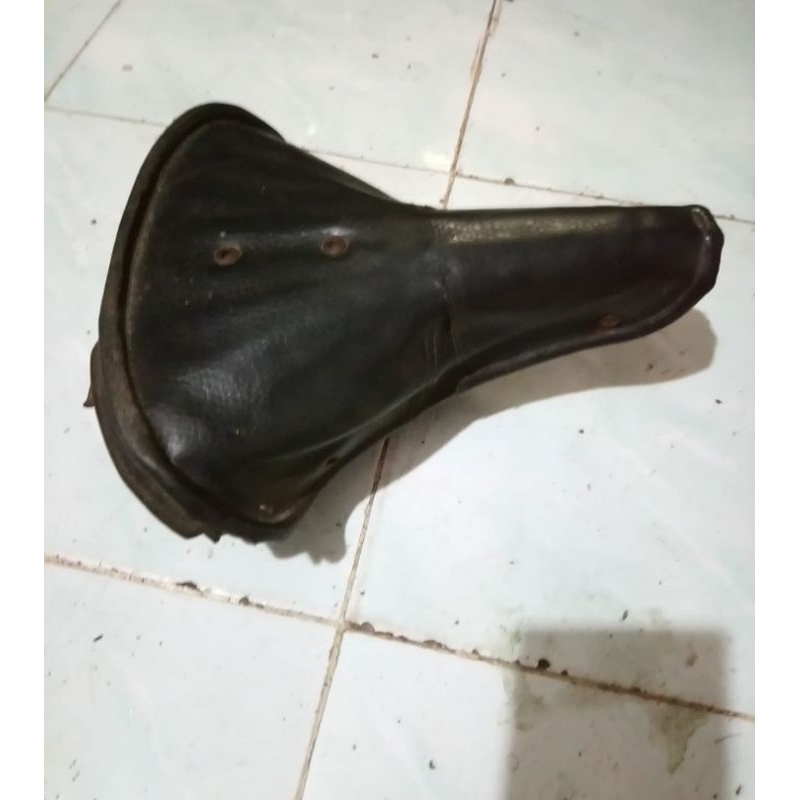 Sadel Sepeda Jengki Bekas