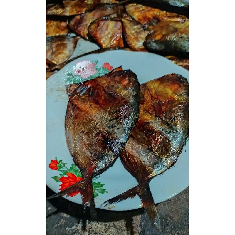 

ikan asap kayol/ani-ani isi 3