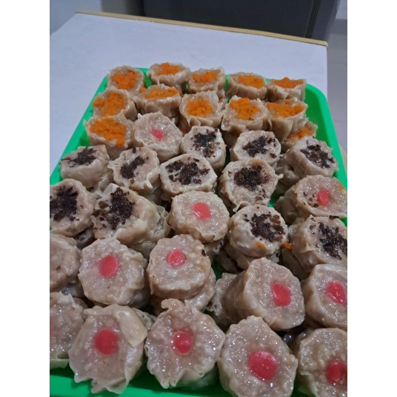 

BEST SELLER. DIMSUM AYAM HOMEMADE 100pcs. FREE SAOS KHAS BANGKOK