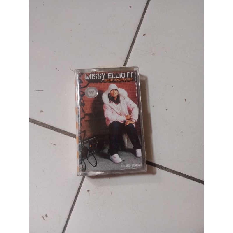 Kaset Missy Elliot