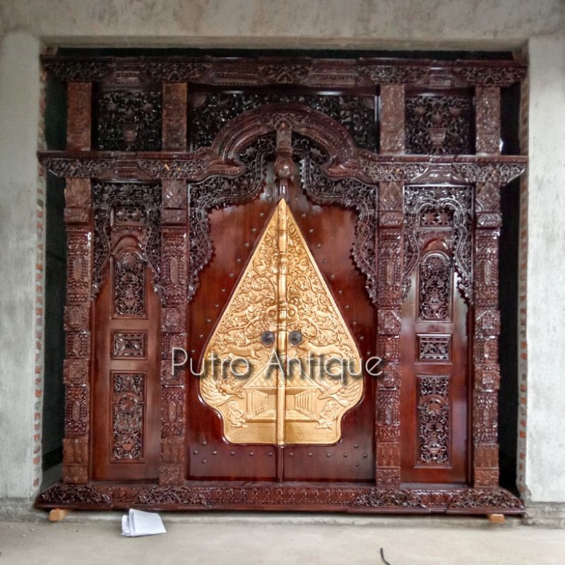 PINTU GEBYOK UKIR 3 METER MOTIF GUNUNGAN KELIR FINISHING SALAK BROWN