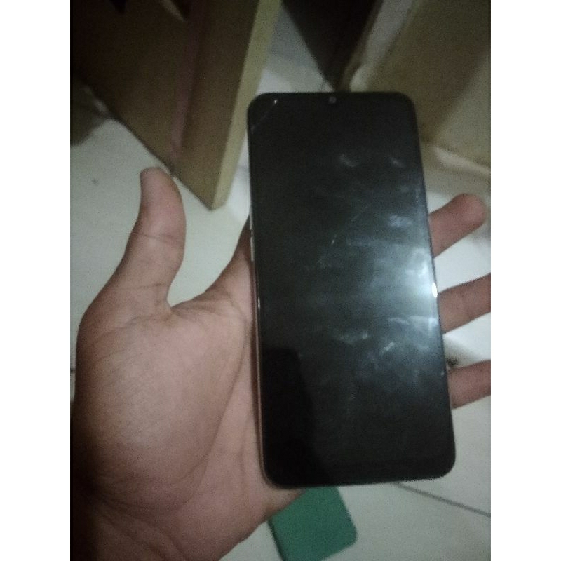 Oppo A16 mati total