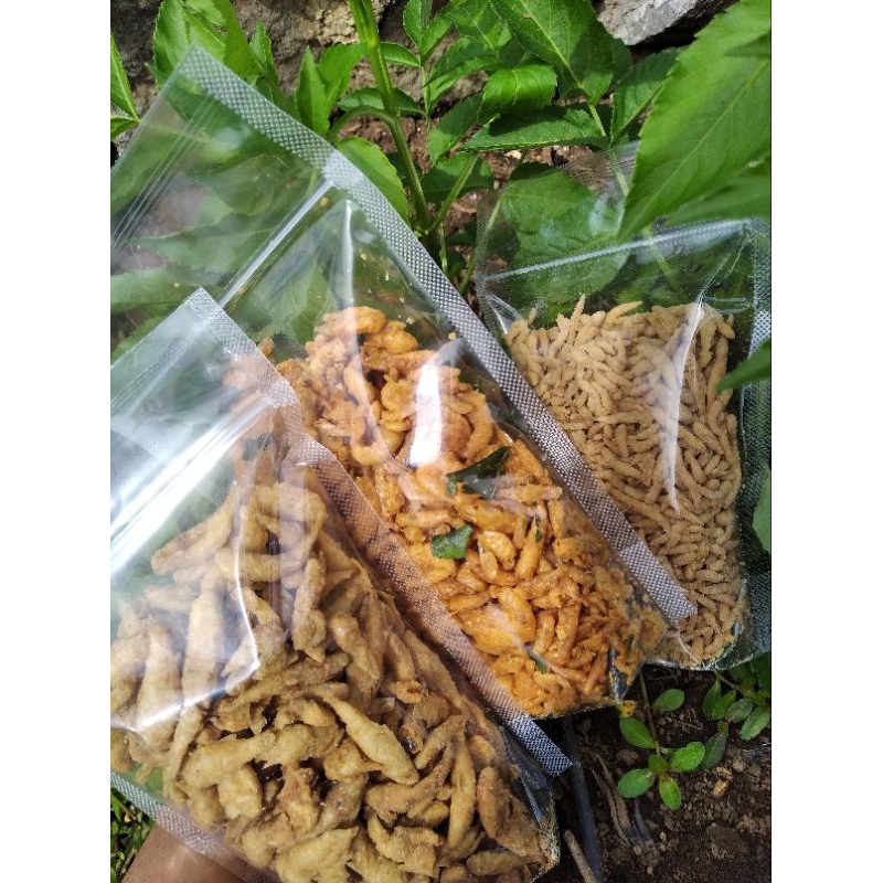 

KERIPIK WADER, CETHOL (IKAN RAWA) KEMASAN BENING 100 GRAM