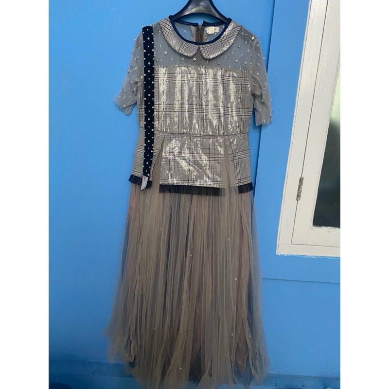 Gaun pesta mewah anak