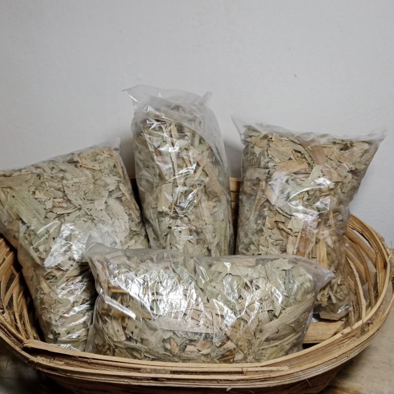 Daun Bambu Kering