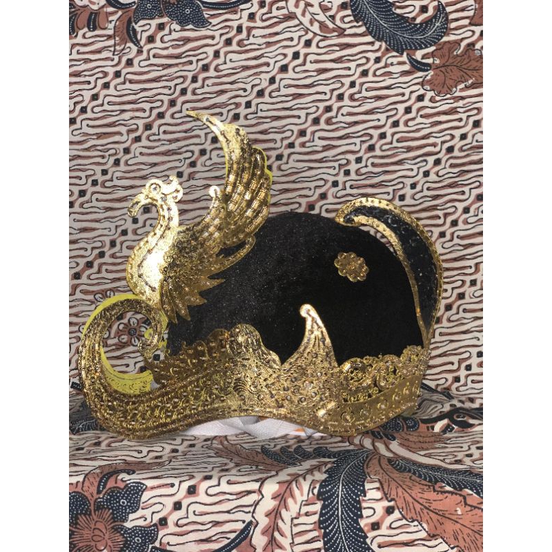 Irah-irahan Alus/kostum tari/kulitan/tokoh