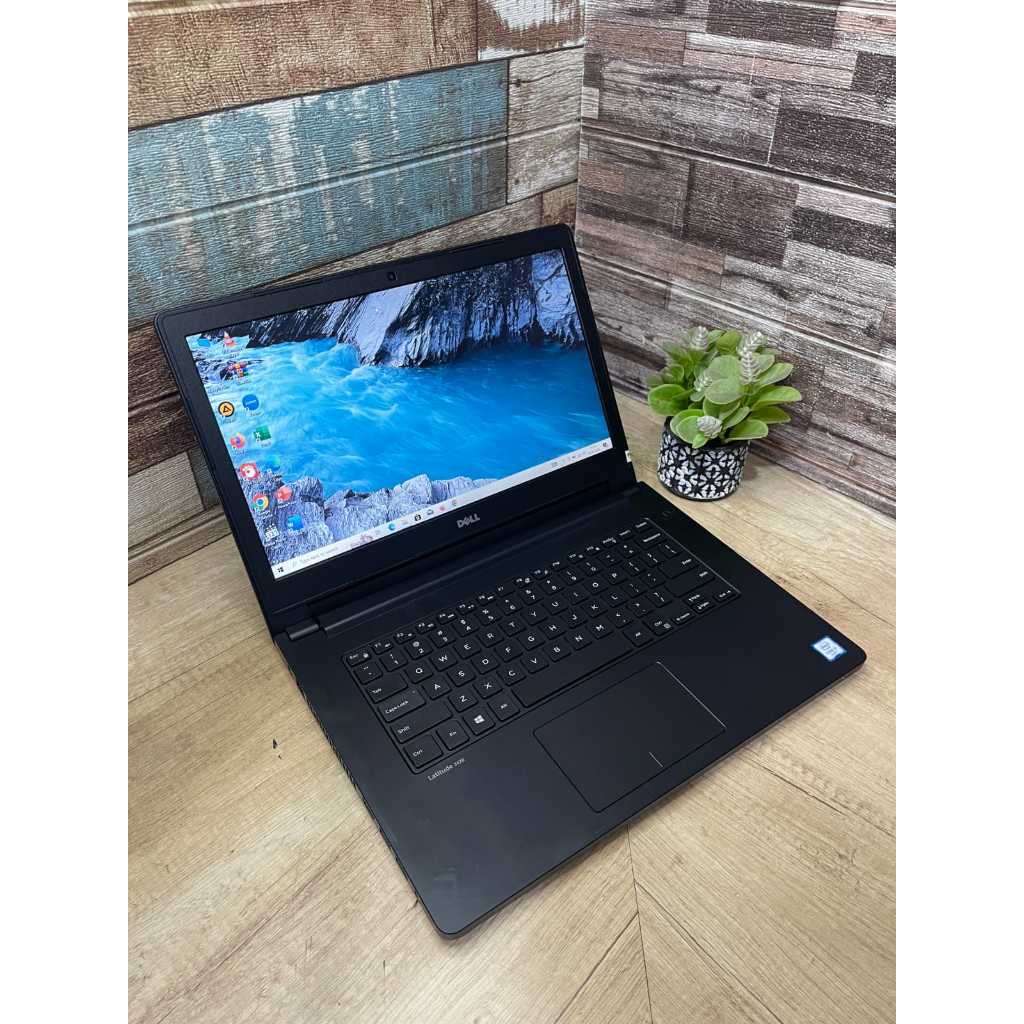 Laptop Dell Latitude 3470 Core i5-6200U 14" Hitam - 4GB/500GB HDD