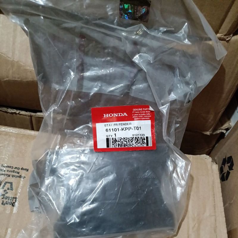 61101 KPP T01 STAY FR FENDER CBR150 CBU IMPORT original