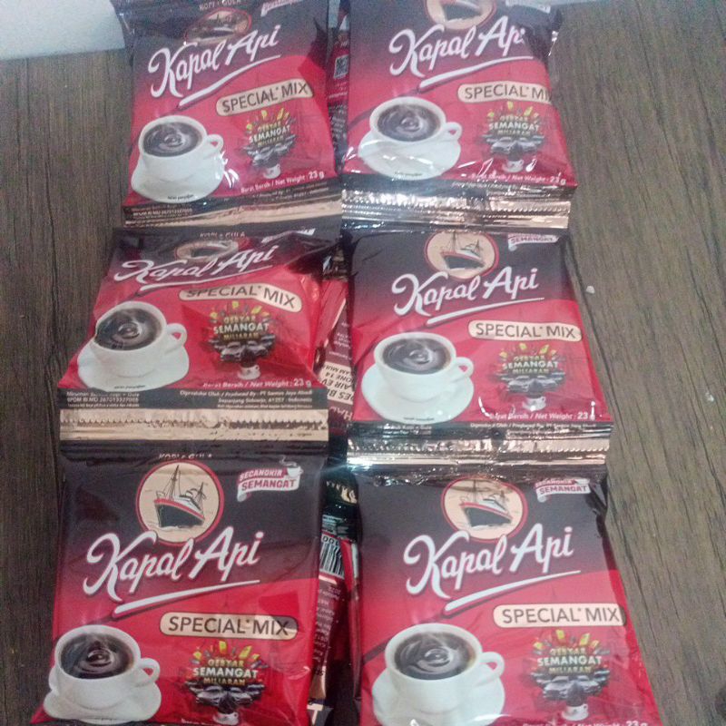 

kopi kapal api sachet 22gr Se- renceng(1lusin)