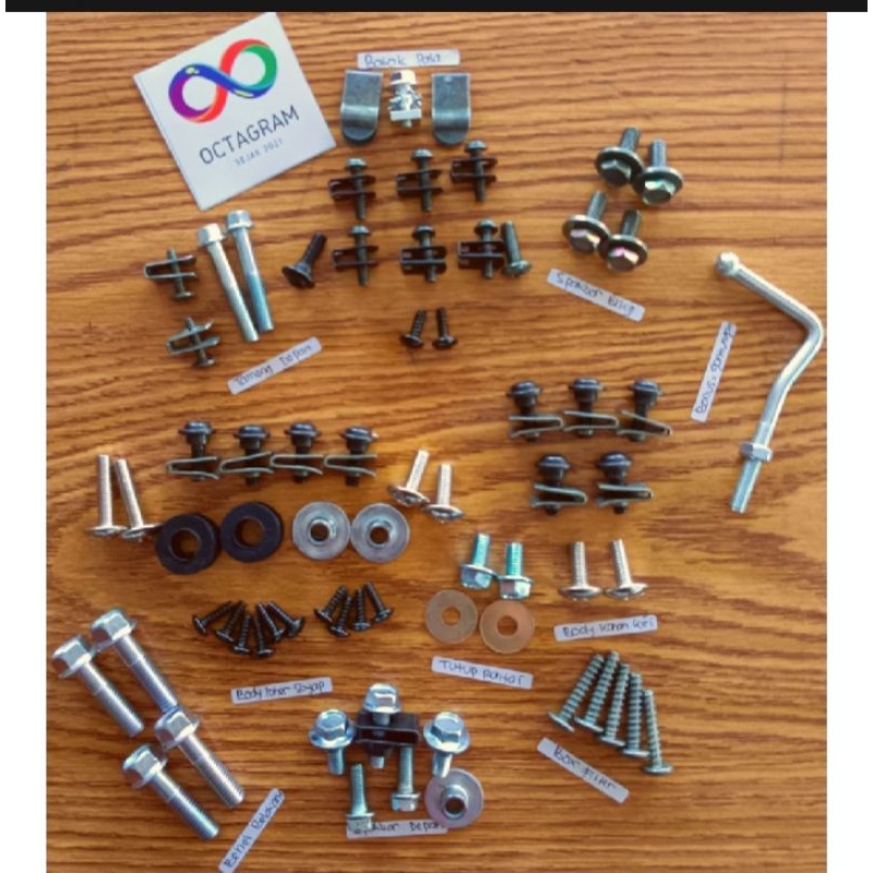 baut Revo lama lancip 100/baut body motor Revo lama lengkap