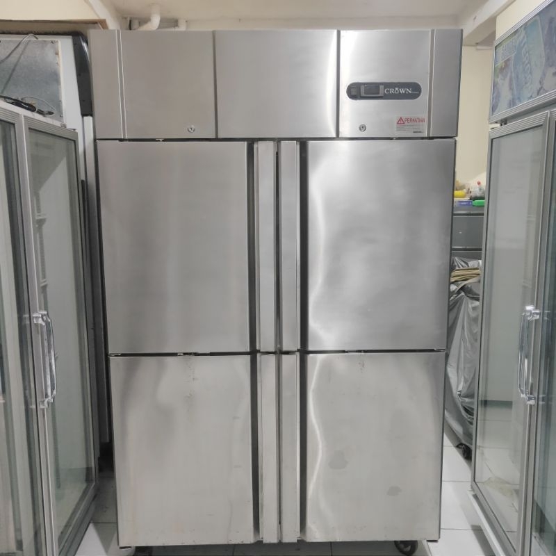 UPRIGHT CHILLER 4 DOOR