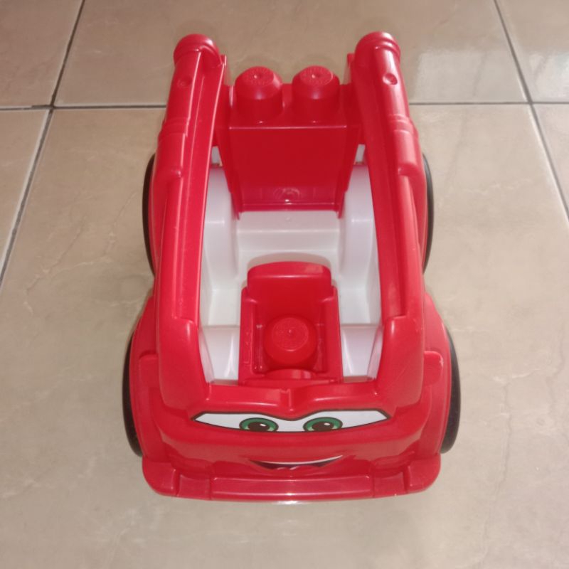 MAINANAN MOBIL MEGABLOKS
