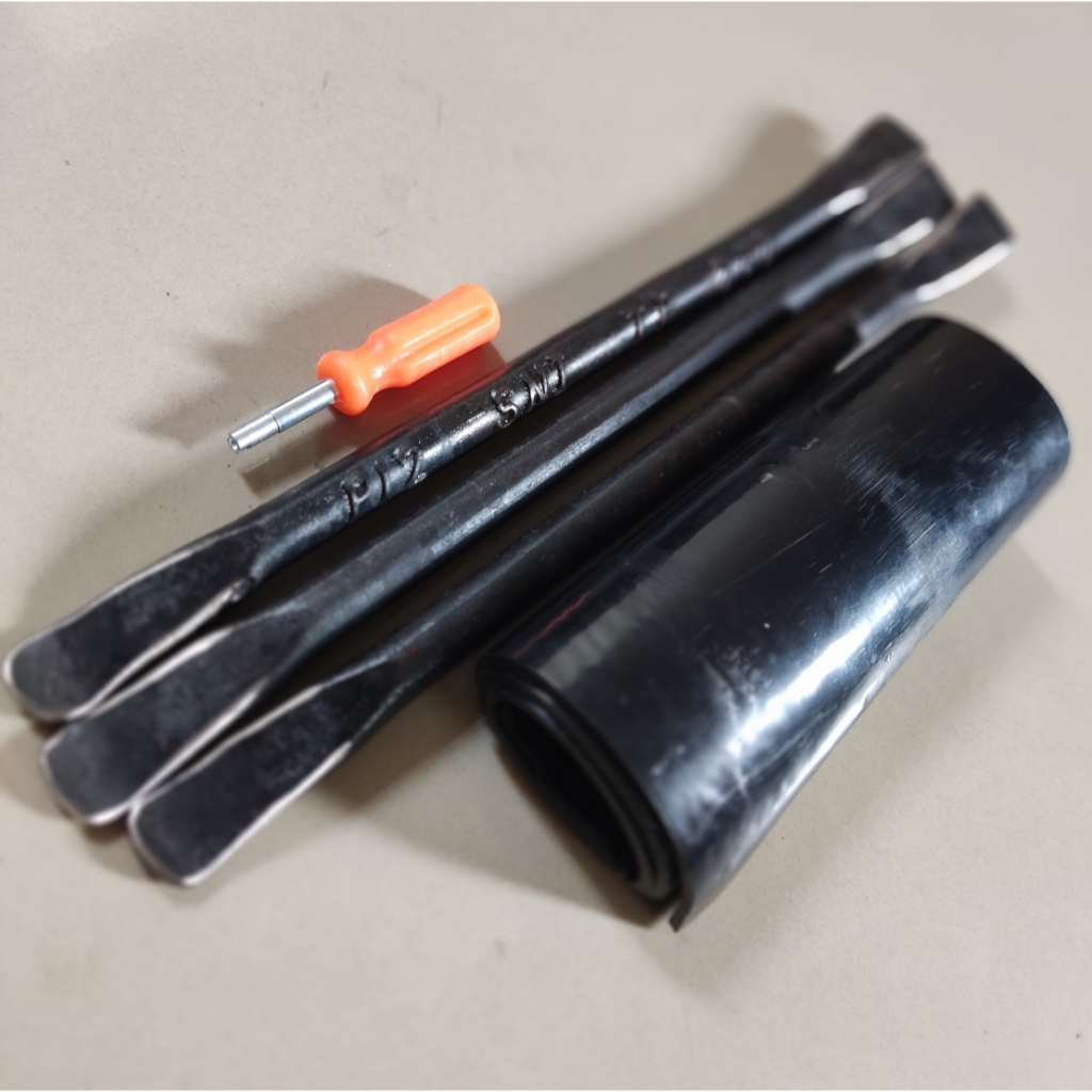 cukit ban motor congkelan ban motor diameter 12mm full 3 buah+obeng cop+karet vulkanisir