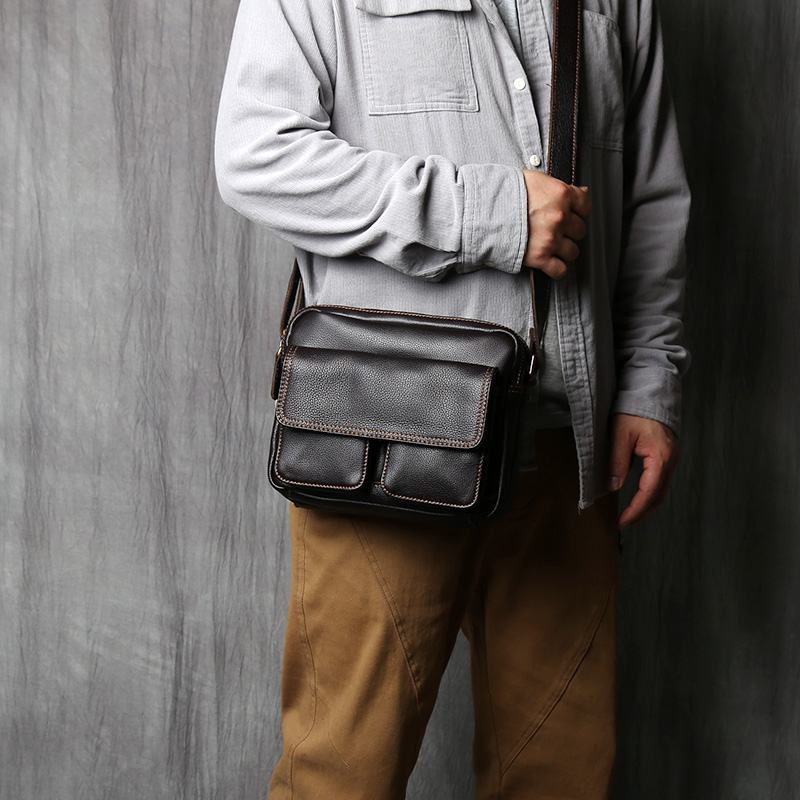 Tas Pria Kulit Retro Kulit Sapi Lapisan Atas Tas Bahu Ransel Horizontal Cocok untuk Ipad 9 Inci