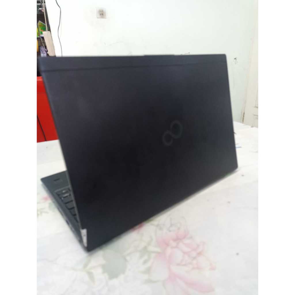 Fujitsu Lifebook U939