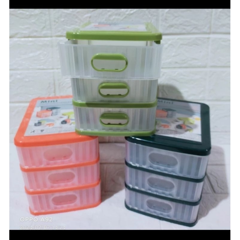 KAN Laci Plastik Mini Serbaguna 3 Susun Laci Obat Tempat Makeup 3037