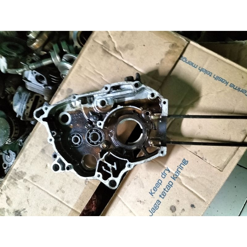blok mesin sebelah kanan Revo absolute Blade copotan motor