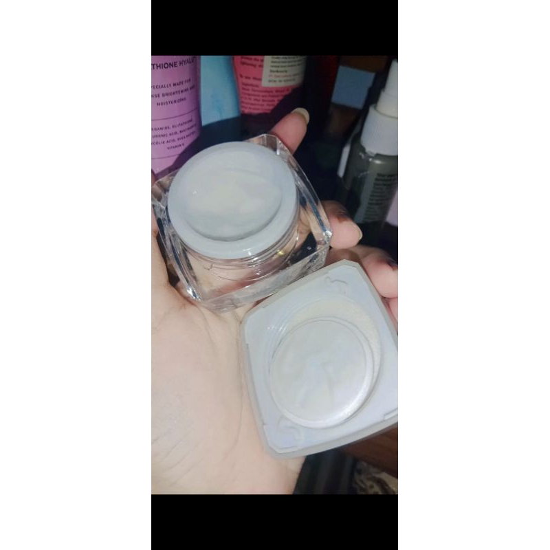 preloved ms glow acne