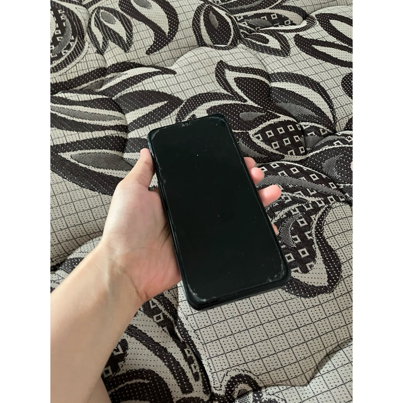 realme c35 4/128 second