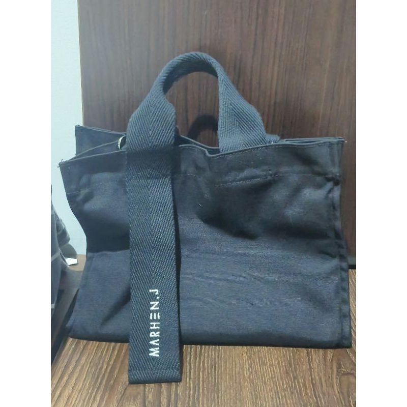 Preloved tas marhen j rico all black