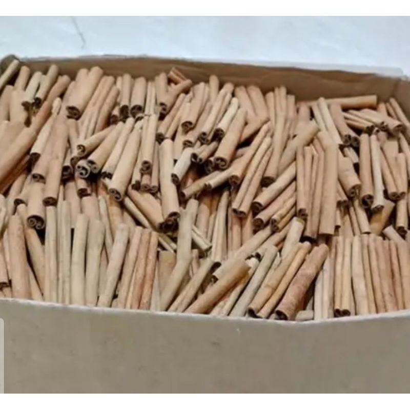 

Kayu Manis | CASSIA CINNAMON | Kayu Manis Cassia | Batang Kayu Manis | Kayu Manis Utuh Kering | Kayu Manis stick potong