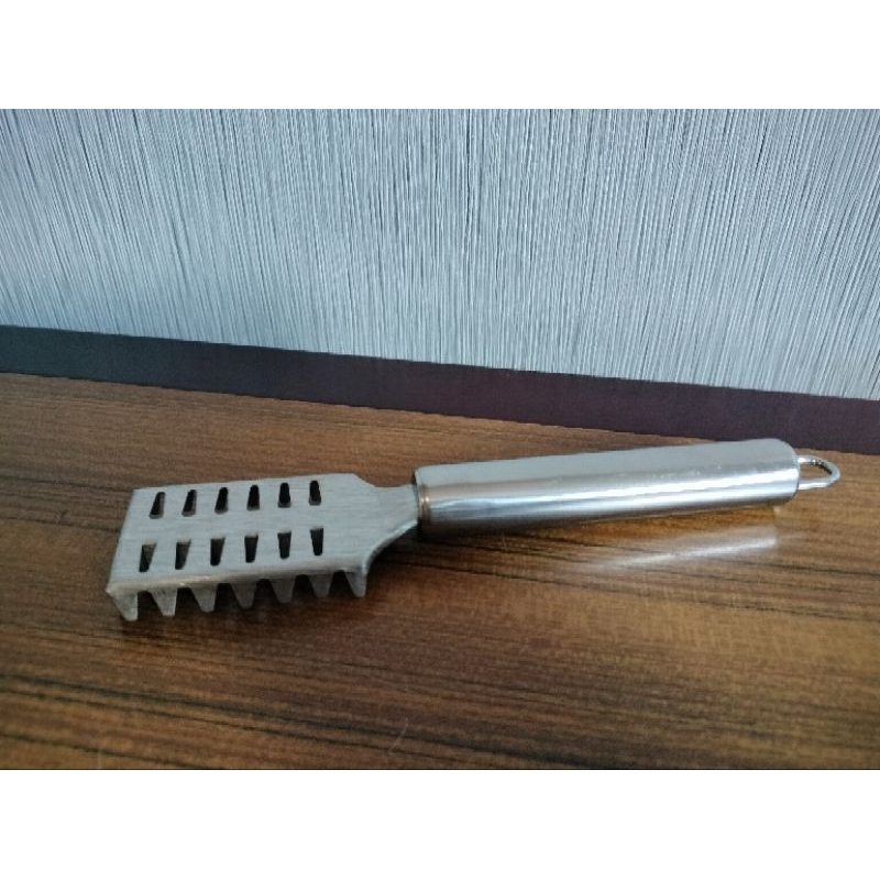 Pisau Sisik Ikan / Pembersih Sisik Ikan