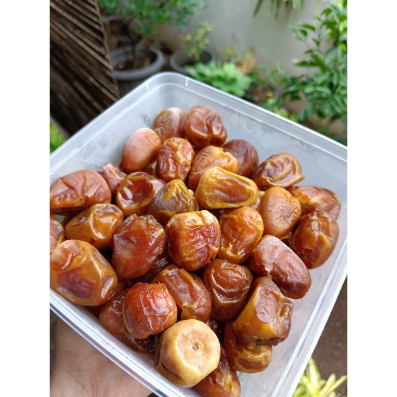 

Kurma Sukari 1 KG