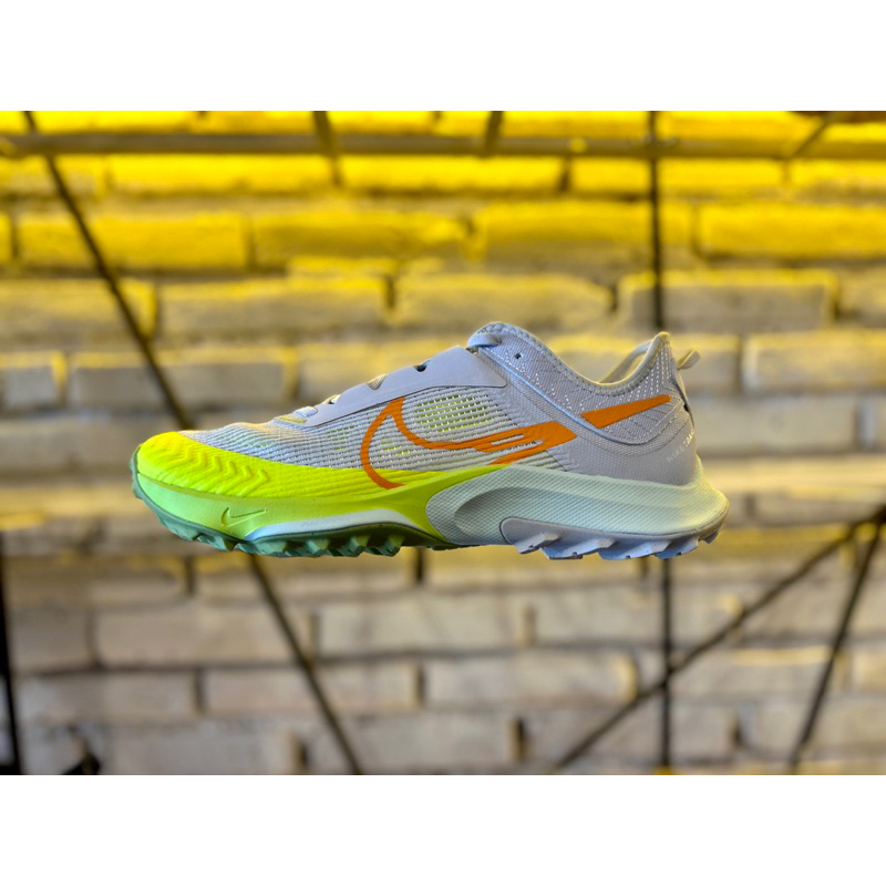 Sepatu Trail Running Nike Terra Kiger “Grey-Volt”