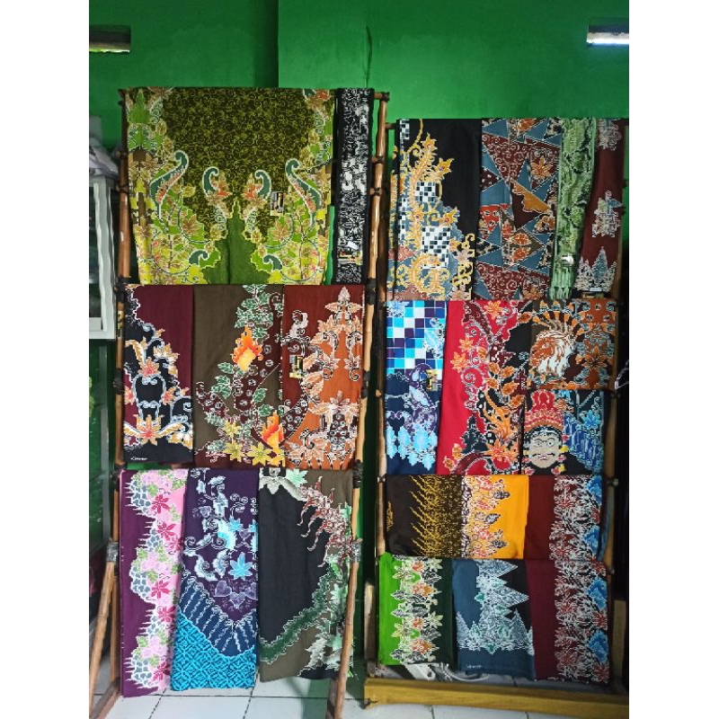 kain batik khas harga Rp.130.000 - Rp. 600.000