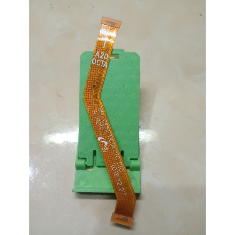 Flexible penghubung lcd Samsung Galaxy A20 original